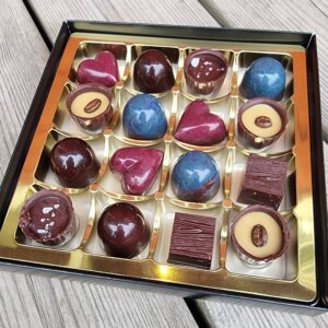 Ekologisk Pralinask 16 st