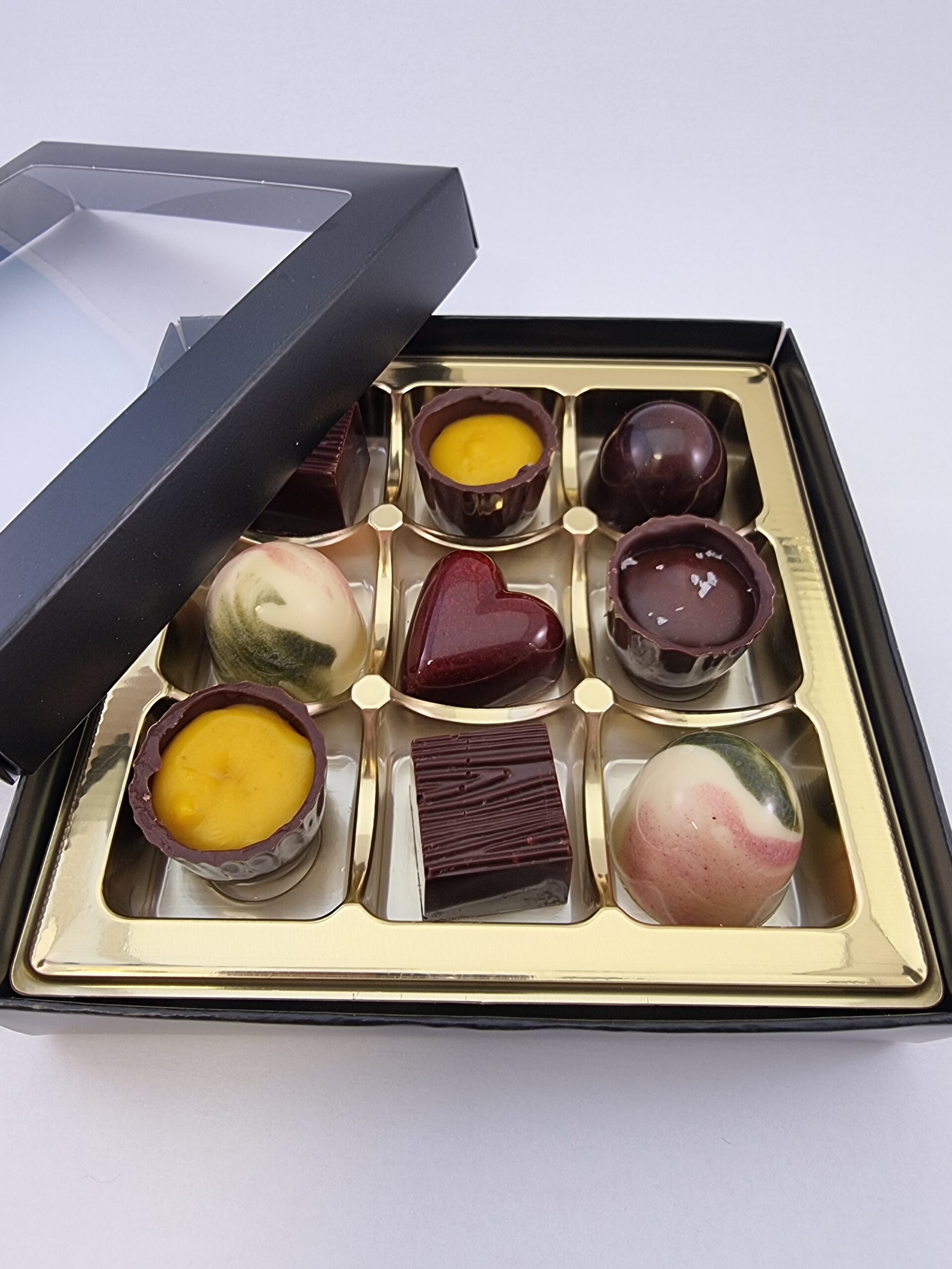 Handtillverkade chokladpraliner 9 st