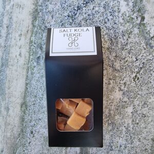 Salt Kolafudge